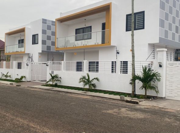 Newly-built 4-Bedroom House for Sale at Spintex Community 18